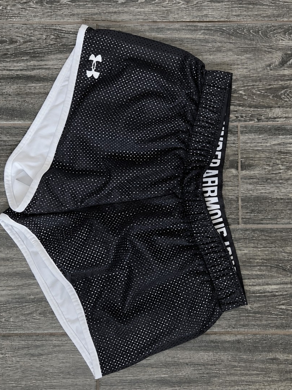 Under Armour Reversible Shorts XS Black White Mesh Athletic Basketball